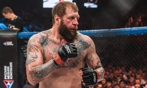 Первый чемпион UFC в тяжёлом весе обратился к Александру Емельяненко перед его боем в Fight Nights