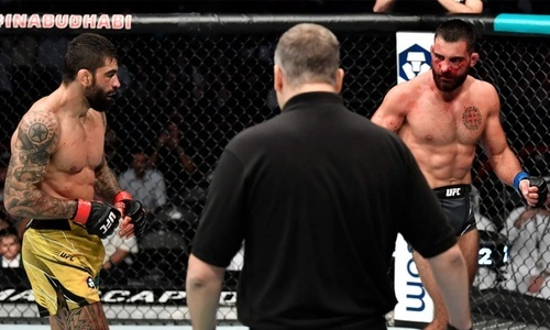 Озвучена судьба российского рефери после скандала на турнире UFC. Его раскритиковал Дана Уайт