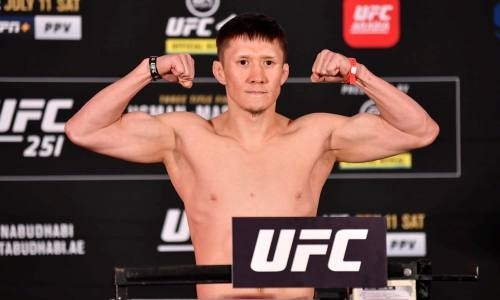 UFC отметил возвращение бойца из Казахстана