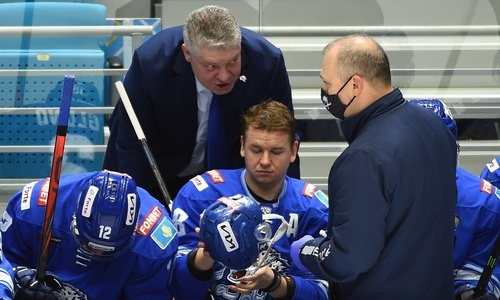 «Очень здорово сыграл». Юрий Михайлис выделил ключевого игрока в домашней победе над «Торпедо»