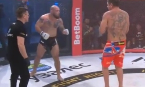 Видео боя Александр Емельяненко — Марсио Сантос с быстрым финишем на турнире AMC Fight Nights 106