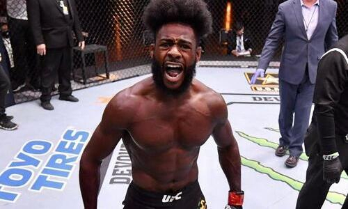 Стерлинг нашел новое «оправдание» своего поражения Петру Яну и обратился к UFC