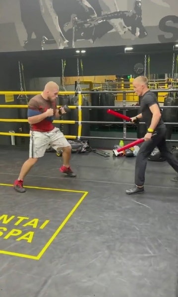 Артем Резников провел первую тренировку после своей травмы. Фото