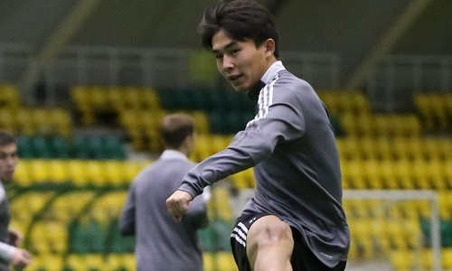 «Тобол» опубликовал фоторепортаж с предматчевой тренировки