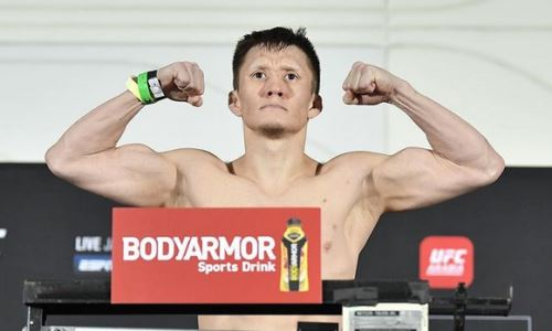 UFC анонсировал возвращение бойца из Казахстана