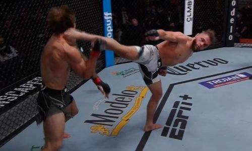 Боец из Казахстана эффектным нокаутом одержал пятую победу в UFC. Видео