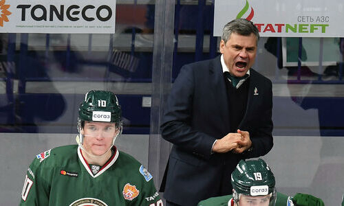 «Игра сложилась бы по-другому». Наставник «Ак Барса» нашел объяснение сенсационной победе «Барыса»