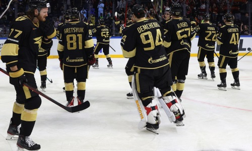 Принципиальный соперник «Барыса» забросил четыре шайбы за период и разгромно победил в КХЛ. Видео