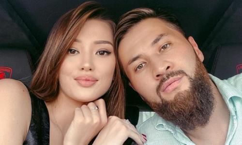 Сабина Алтынбекова показала новые фото на стиле с мужем