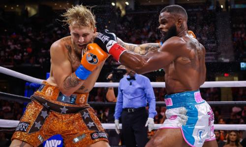 «Я не вру». Экс-чемпион UFC объяснил свою неспособность нокаутировать известного блогера