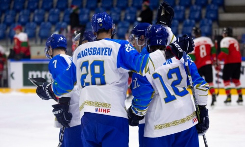 Казахстан одержал крупную победу на молодежном чемпионате мира по хоккею