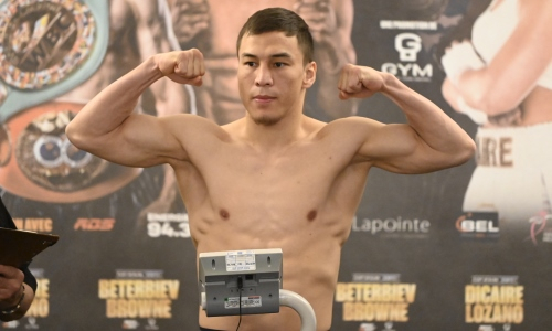 Батыр Джукембаев сделал заявление о своем бое в андеркарде у чемпиона мира