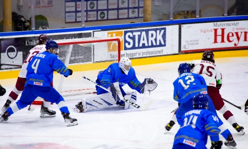 Молодежная сборная Казахстана отбывала номер и потерпела фиаско на ЧМ-2022. Но у главного тренера нет претензий