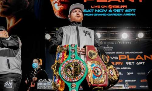WBA призвали назначить казахстанскому боксеру бой за титул «Канело»