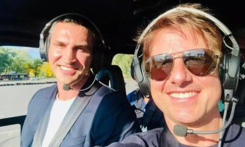 Владимиру Кличко пришлось скрываться на мотоцикле от преследователей с вертолетом. Видео