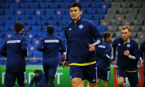 Футболист сборной Казахстана получил предложение от «Олимпиакоса» и озвучил зарплату