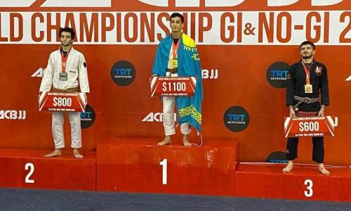 Казахстанец выиграл два «золота» на чемпионате мира по джиу-джитсу в Москве