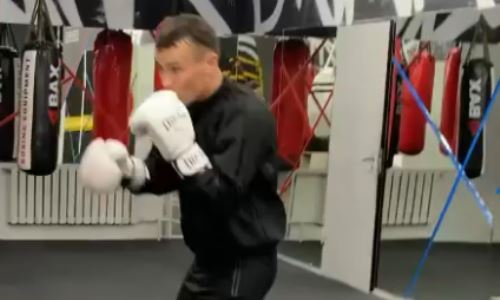 «Голоден». Казахстанский «Мясник» показал молниеносные серии ударов. Видео