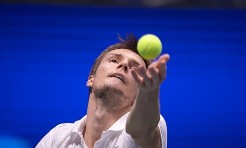 Бублик пробился в четвертьфинал турнира ATP в Австралии