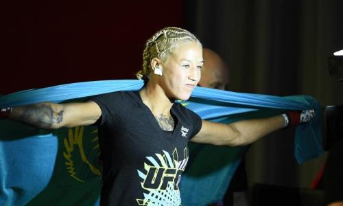 «Наведет шороху». UFC возлагает большие надежды на файтершу из Казахстана