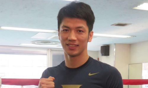 «Суперчемпион» перед боем с Головкиным отметил День рождения на ринге. Фото