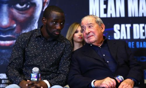 Теренс Кроуфорд подал в суд на Боба Арума с неожиданным обвинением