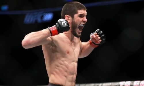 Рожденный в Казахстане боец UFC сравнил Махачева с Царукяном и выбрал сильнейшего