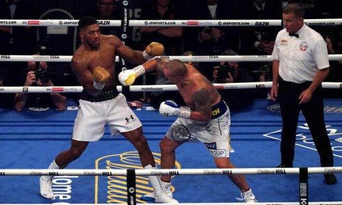 Чемпион мира подсказал Джошуа путь к победе над Усиком