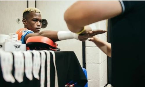 Нокаутировавший Батыра Джукембаева боксер намерен стать чемпионом мира