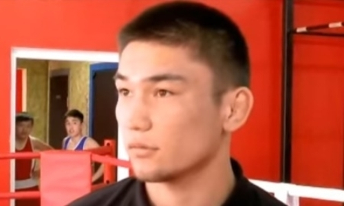 Казахстанский файтер проведет подготовку к титульному бою в промоушне Хабиба у него на родине