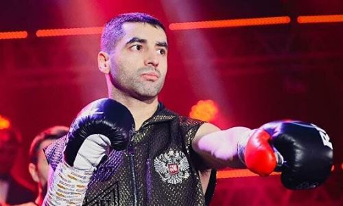 Известный российский боксер сразится за титул WBA и завершит карьеру