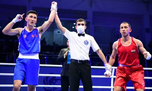 Казахский боксер в первом же бою завоевал медаль чемпионата Азии. Видео