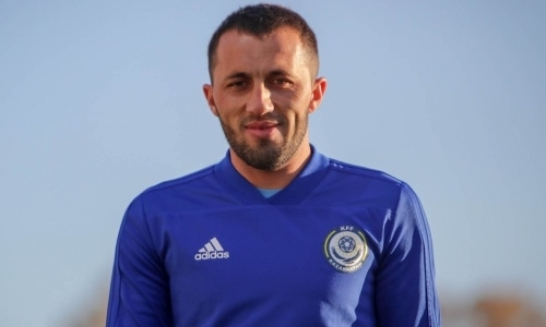 Гафуржан Суюмбаев официально подписал контракт с новым клубом