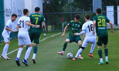 Чемпион Казахстана опозорился в первом матче 2022 года. Видео