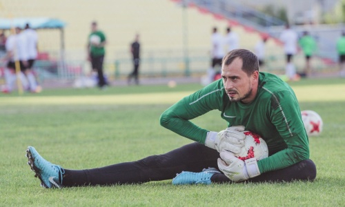 Участник еврокубков из Казахстана официально вернул опытного голкипера