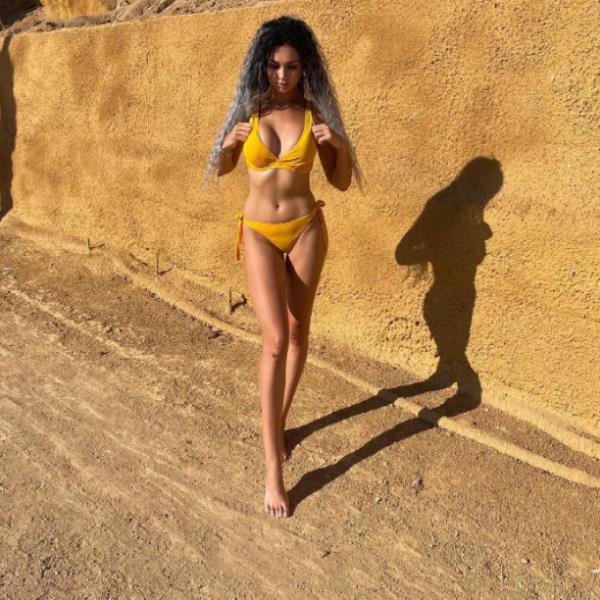 «Секс круче». Казахстанская спортсменка покоряет мужчин эротическими снимками