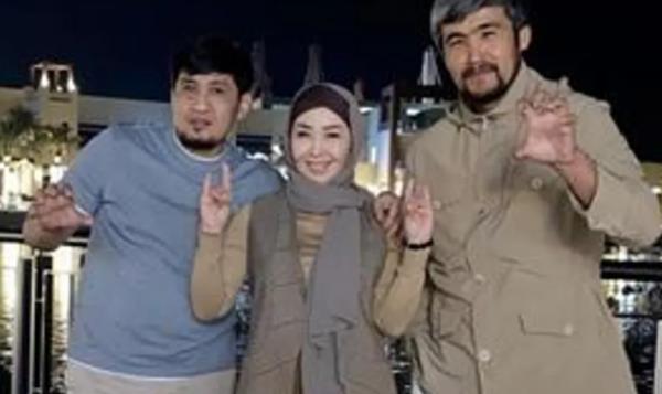 Нашумевший в боксе Дикий Арман «заразил» звезд спорта и эстрады. СМИ выдало фото и всю правду