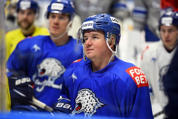 «Барыс» вернулся к тренировкам во время паузы в КХЛ. Фото