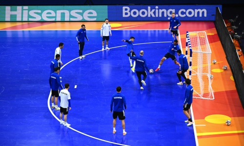 Представлен фоторепортаж с предыгровой тренировки сборной Казахстана по футзалу