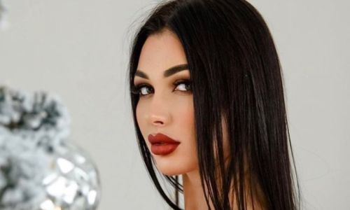 Хабиб или Конор? Спортсменка из Казахстана с обложки Playboy сделала свой выбор