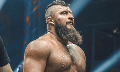 Боец MMA после драки в раздевалке написал заявление на помощника своего тренера