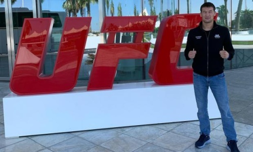 «Выступал под флагом Узбекистана». В России раскрыли главные факты о казахстанском бойце UFC