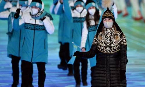«Снова появилась принцесса». Казахстанский знаменосец произвела фурор на Олимпиаде-2022 и взорвала соцсети. Фото