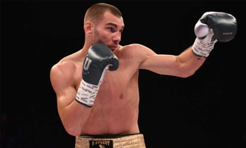 Российский боксер после срыва боя с казахстанцем приблизился к «Канело»