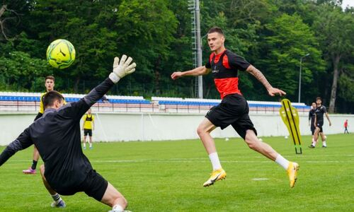Перспективный российский форвард отказался от переезда в КПЛ