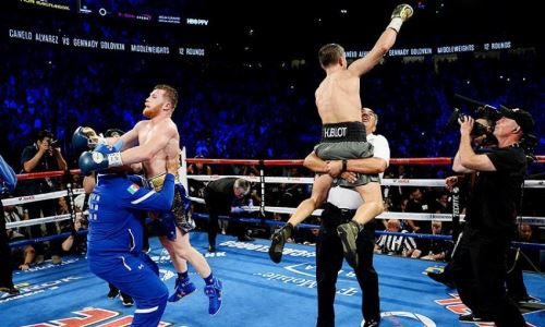 «Победил в обоих». Экс-менеджер Джо Джойса и Тони Беллью поспорили из-за боев Головкин — «Канело»