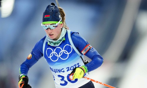 Первая олимпийская чемпионка-казашка не впечатлила в биатлонном спринте ОИ-2022