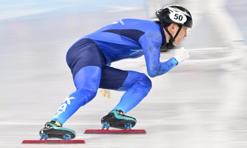 «Говорят же „зимний спорт — не для казахов“». Знаменосец сборной Казахстана трогательно высказался о четвертом месте Олимпиады-2022