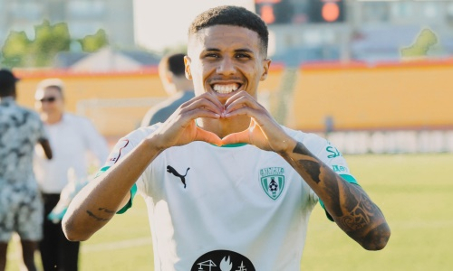 Дебютант КПЛ официально объявил о подписании двух иностранцев