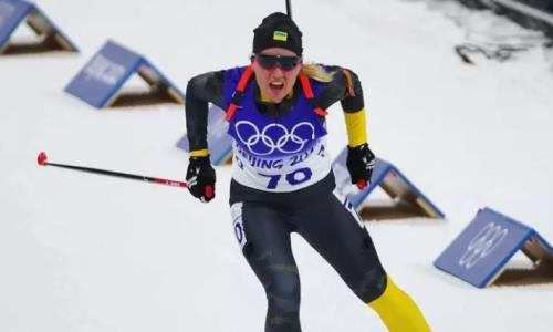 Украинская биатлонистка спасла от холода плачущую на финише россиянку на Олимпиаде-2022